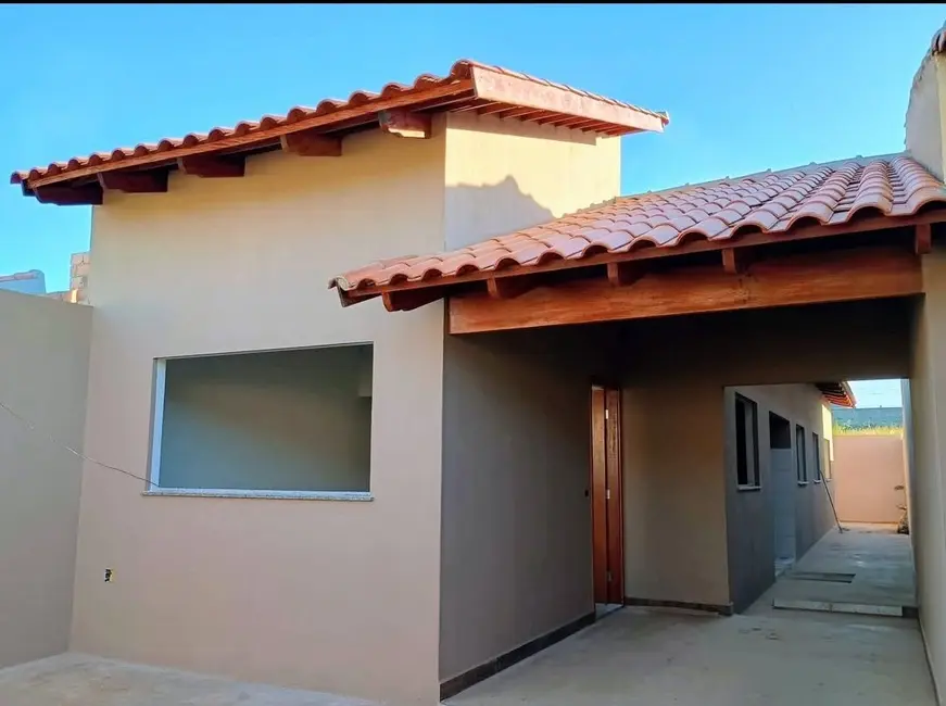 Foto 1 de Casa com 2 quartos à venda, 90m2 em Itumbiara - GO
