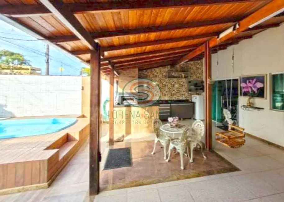 Foto 1 de Casa com 4 quartos à venda, 162m2 em Nova Ponta da Fruta, Vila Velha - ES