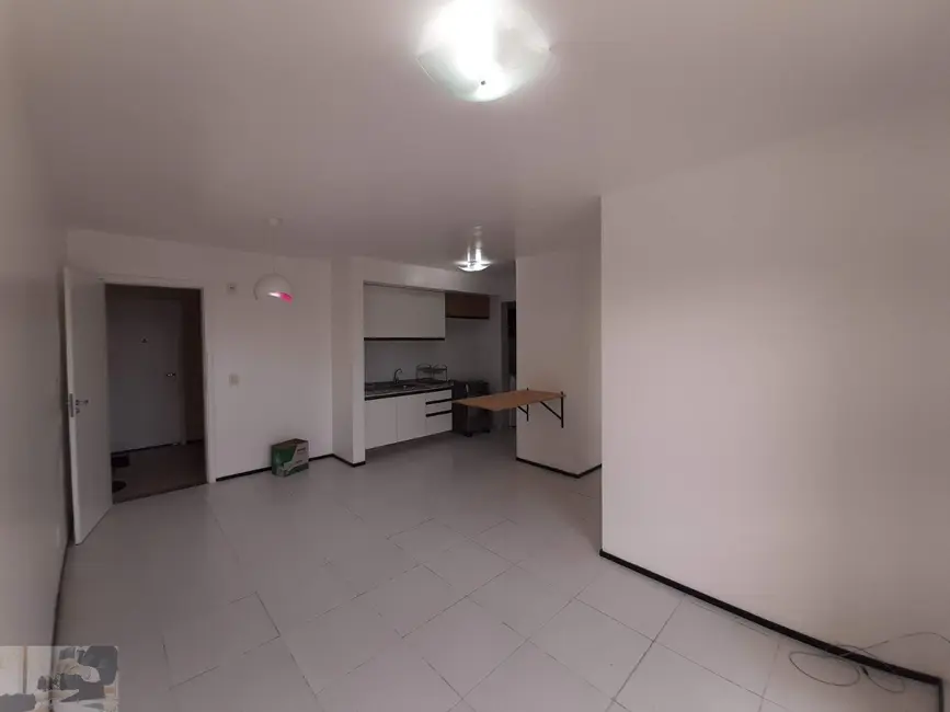 Foto 9 de Apartamento com 3 quartos para alugar, 85m2 em Sao Luis - MA