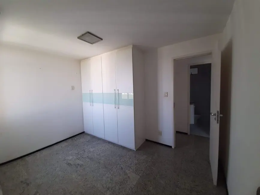 Foto 6 de Apartamento com 3 quartos para alugar, 94m2 em Sao Luis - MA