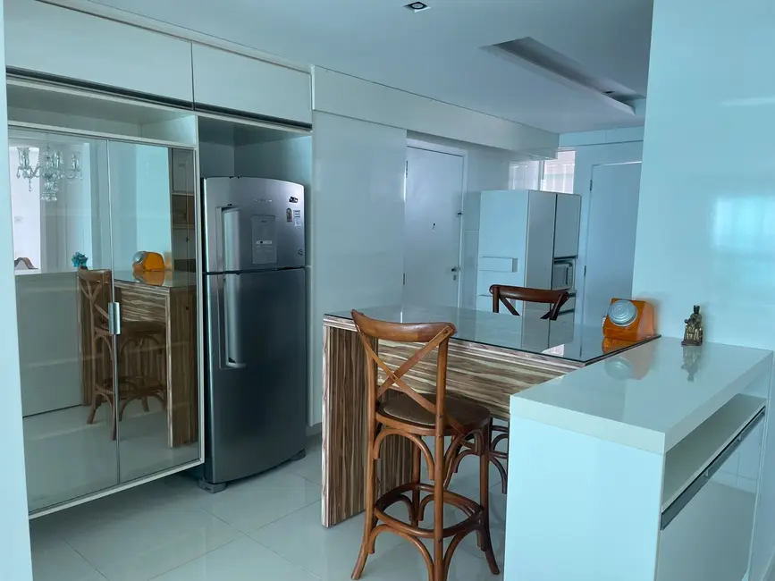 Foto 8 de Apartamento com 3 quartos para alugar, 194m2 em Sao Luis - MA