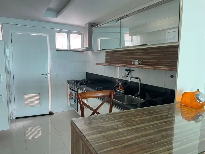 Foto 2 de Apartamento com 3 quartos para alugar, 194m2 em Sao Luis - MA