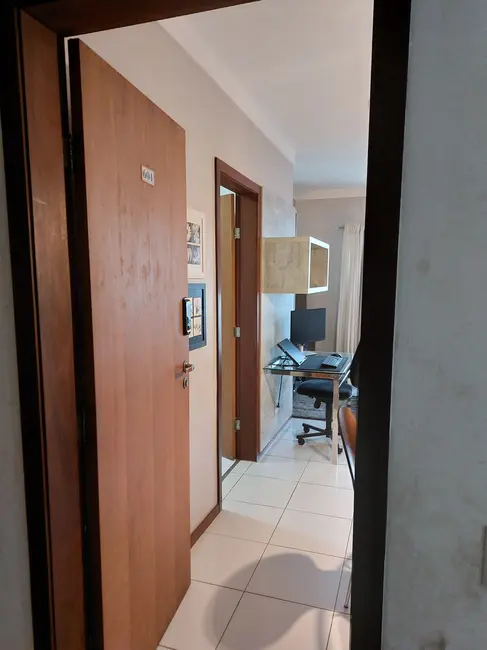 Foto 4 de Apartamento com 2 quartos para alugar, 55m2 em Recanto dos Vinhais, Sao Luis - MA