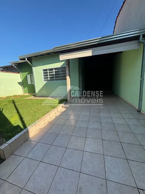Foto 2 de Casa com 2 quartos à venda, 75m2 em Residencial Santa Clara, Pocos De Caldas - MG