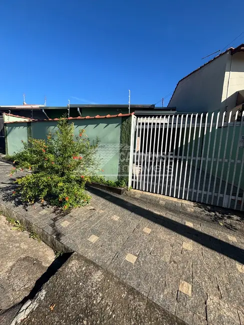 Foto 1 de Casa com 2 quartos à venda, 75m2 em Residencial Santa Clara, Pocos De Caldas - MG
