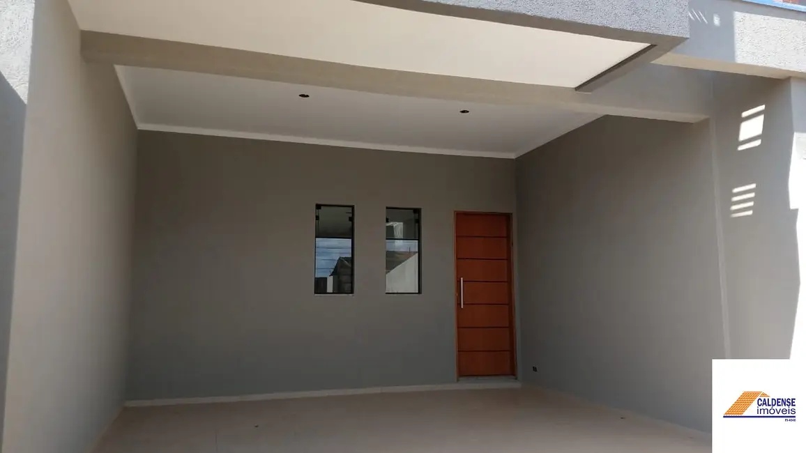 Casa com 3 quartos à venda, 90m2 em Jardim das Acácias, Pocos De Caldas - MG - imagem 3 Foto 3 de Casa com 3 quartos à venda, 90m2 em Jardim das Acácias, Pocos De Caldas - MG