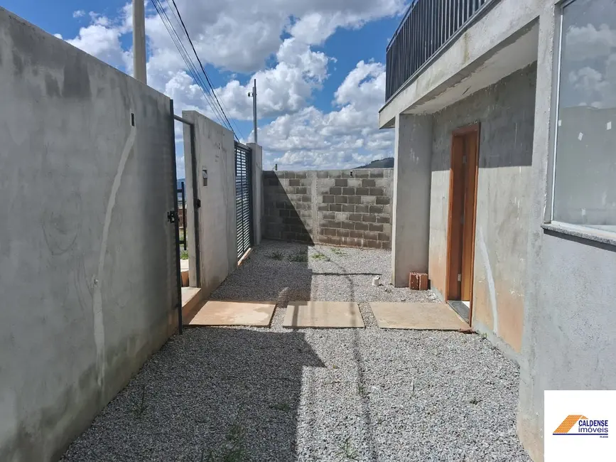 Foto 2 de Casa com 2 quartos à venda, 118m2 em Jardim Bandeirantes, Pocos De Caldas - MG