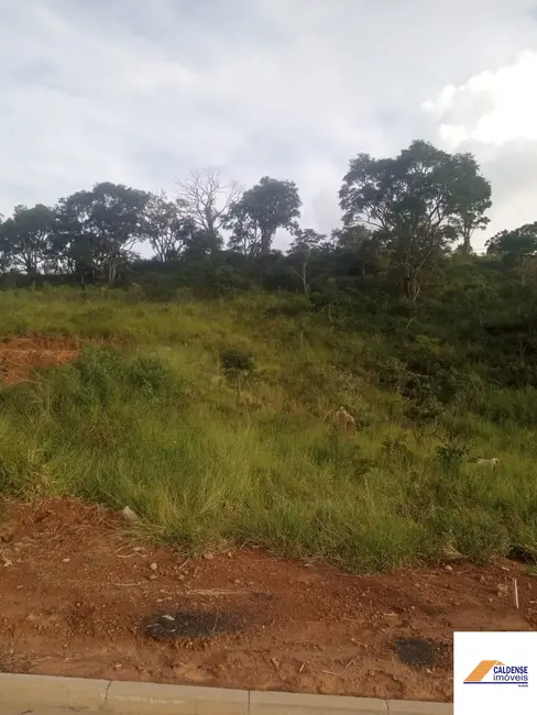 Foto 2 de Terreno / Lote à venda, 300m2 em Jardim Bandeirantes, Pocos De Caldas - MG