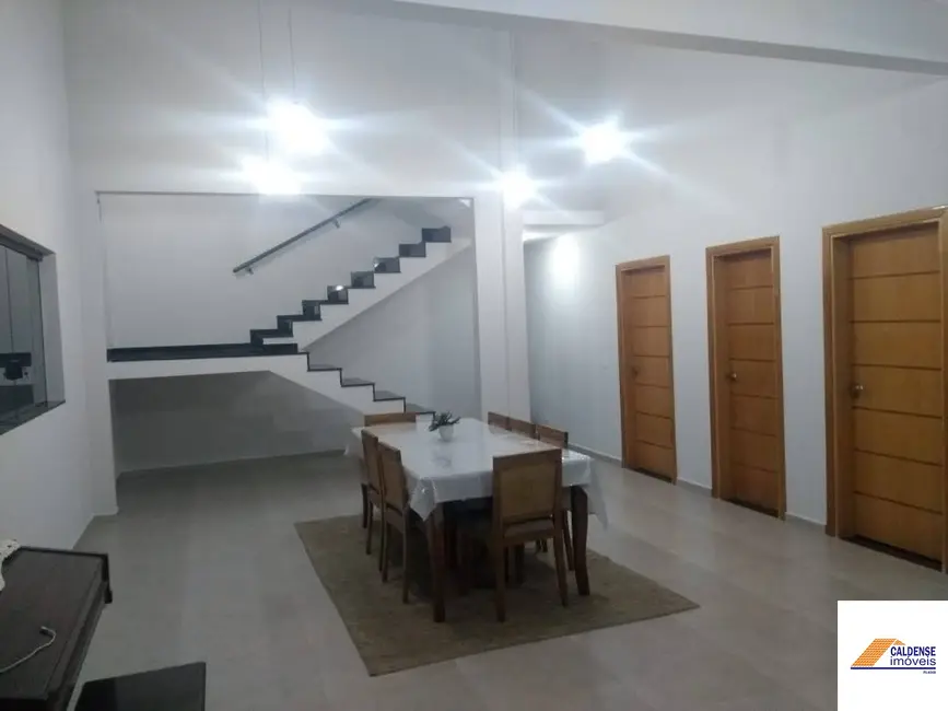 Foto 5 de Casa com 5 quartos à venda, 350m2 em Parque Vivaldi Leite Ribeiro, Pocos De Caldas - MG
