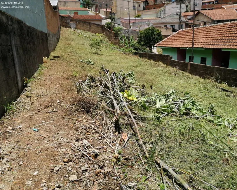 Foto 2 de Terreno / Lote à venda, 300m2 em Chácara Alvorada, Pocos De Caldas - MG