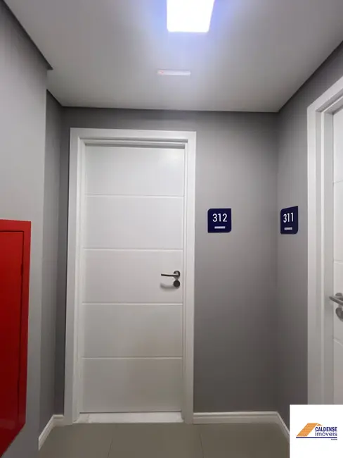 Sala Comercial à venda, 56m2 em Centro, Pocos De Caldas - MG - imagem 3 Foto 3 de Sala Comercial à venda, 56m2 em Centro, Pocos De Caldas - MG