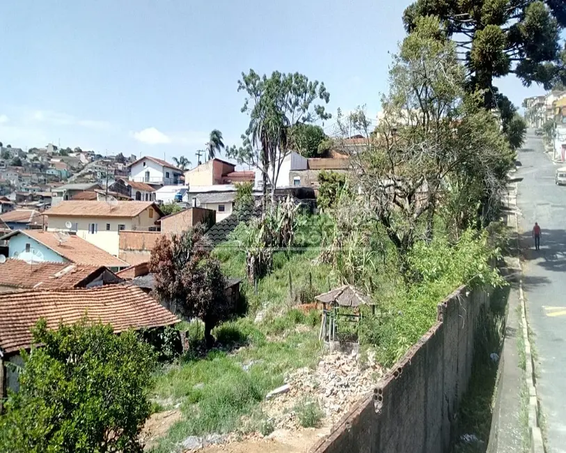 Terreno / Lote à venda, 1800m2 em Chácara Alvorada, Pocos De Caldas - MG - imagem 3 Foto 3 de Terreno / Lote à venda, 1800m2 em Chácara Alvorada, Pocos De Caldas - MG