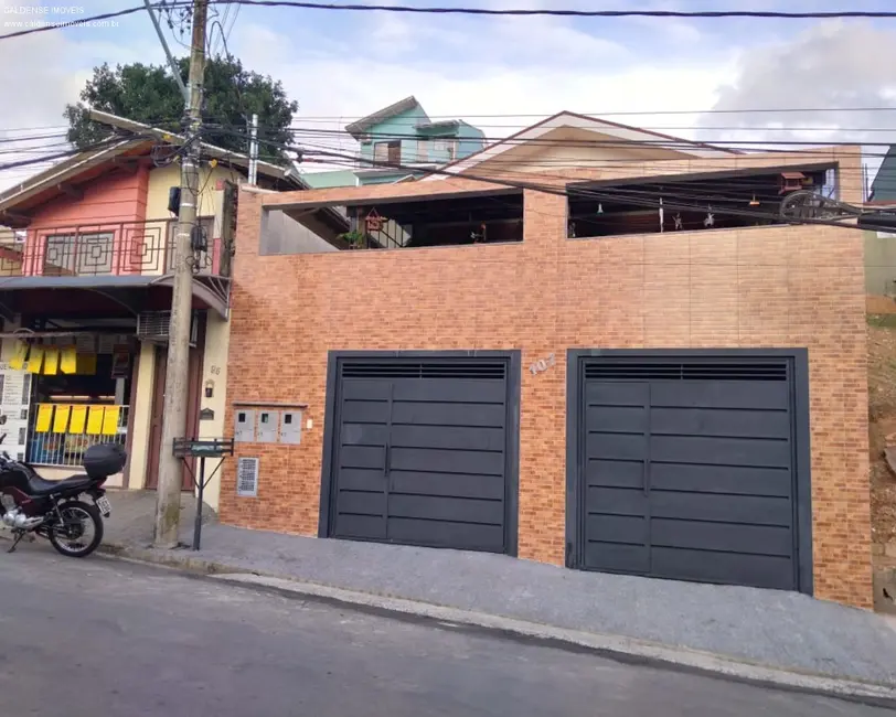 Foto 1 de Casa com 3 quartos à venda, 215m2 em Jardim Paraíso, Pocos De Caldas - MG