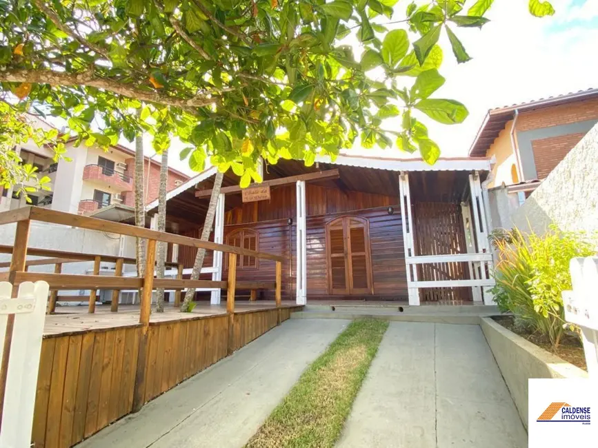 Foto 1 de Casa com 4 quartos para alugar, 100m2 em Ubatuba, SP