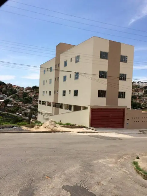 Foto 2 de Apartamento com 2 quartos à venda, 55m2 em Jardim Vitória IV, Pocos De Caldas - MG