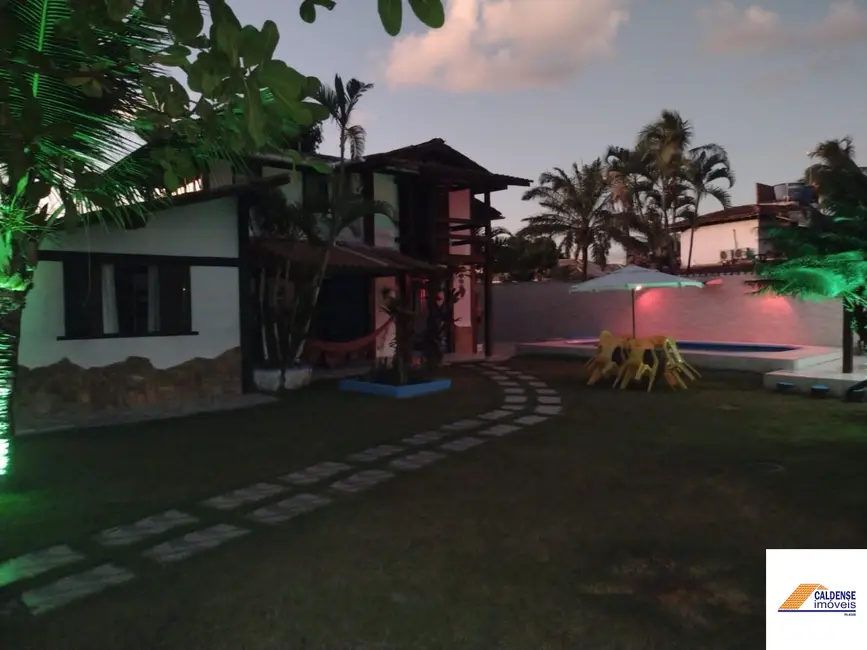 Foto 1 de Casa com 4 quartos à venda e para alugar, 200m2 em Porto Seguro - BA