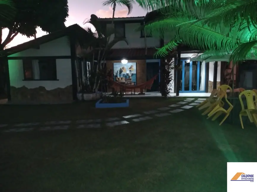 Foto 2 de Casa com 4 quartos à venda e para alugar, 200m2 em Porto Seguro - BA