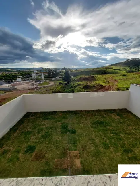 Foto 3 de Casa com 3 quartos à venda, 126m2 em Loteamento Residencial Tiradentes, Pocos De Caldas - MG