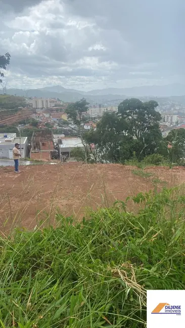 Foto 4 de Terreno / Lote à venda, 300m2 em Jardim Bandeirantes, Pocos De Caldas - MG