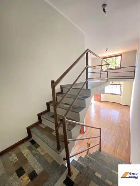 Foto 7 de Casa com 4 quartos à venda, 227m2 em Jardim Ipê, Pocos De Caldas - MG