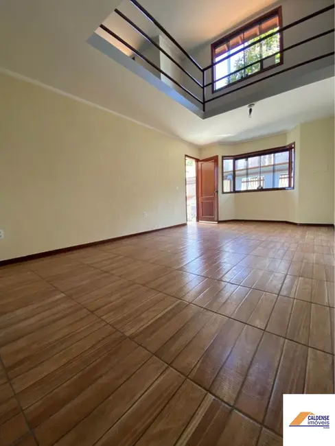 Foto 3 de Casa com 4 quartos à venda, 227m2 em Jardim Ipê, Pocos De Caldas - MG