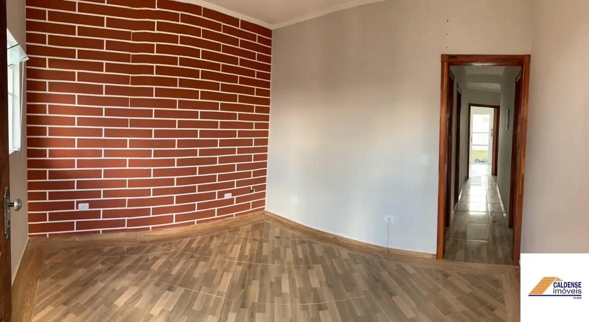 Casa com 3 quartos à venda em Santa Teresa, Pocos De Caldas - MG - imagem 1 Foto 1 de Casa com 3 quartos à venda em Santa Teresa, Pocos De Caldas - MG