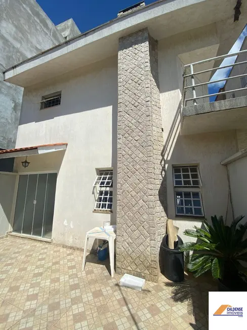 Foto 1 de Casa com 3 quartos à venda e para alugar, 220m2 em Jardim das Azaléias, Pocos De Caldas - MG