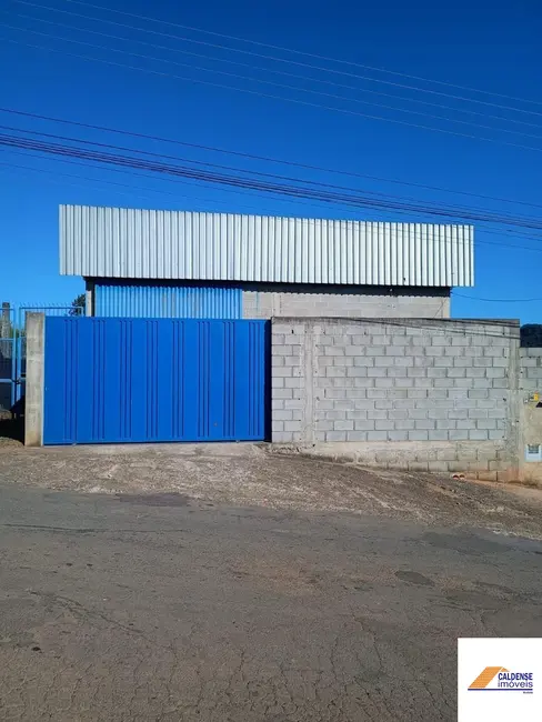 Foto 1 de Armazém / Galpão para alugar, 300m2 em Estância Poços de Caldas, Pocos De Caldas - MG