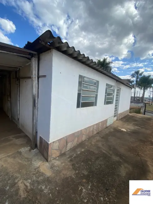 Foto 2 de Casa com 3 quartos à venda, 92m2 em Conjunto Habitacional Pedro Afonso Junqueira, Pocos De Caldas - MG