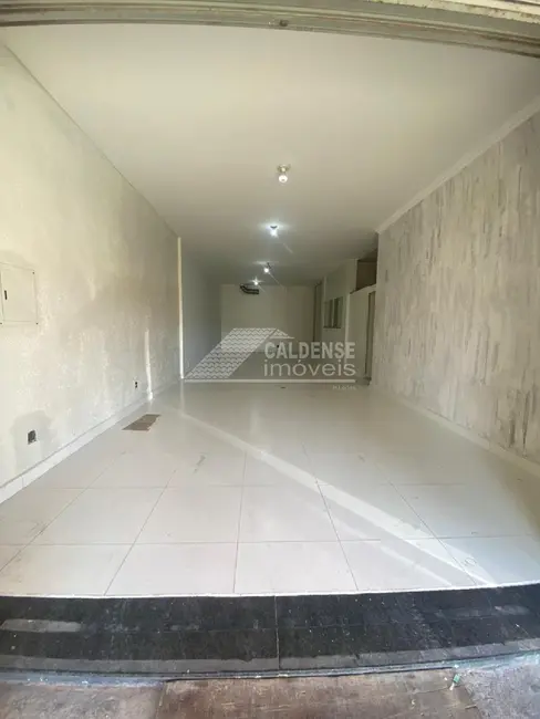 Loja para alugar, 100m2 em Jardim Ipê, Pocos De Caldas - MG - imagem 7 Foto 7 de Loja para alugar, 100m2 em Jardim Ipê, Pocos De Caldas - MG