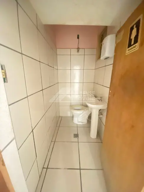 Loja para alugar, 100m2 em Jardim Ipê, Pocos De Caldas - MG - imagem 3 Foto 3 de Loja para alugar, 100m2 em Jardim Ipê, Pocos De Caldas - MG