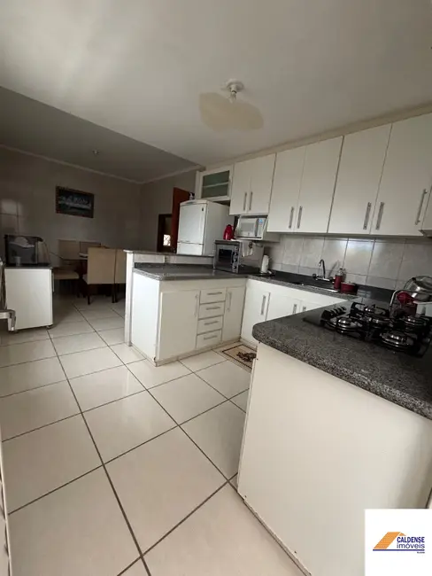 Casa com 6 quartos à venda, 260m2 em Jardim Ipê, Pocos De Caldas - MG - imagem 6 Foto 6 de Casa com 6 quartos à venda, 260m2 em Jardim Ipê, Pocos De Caldas - MG