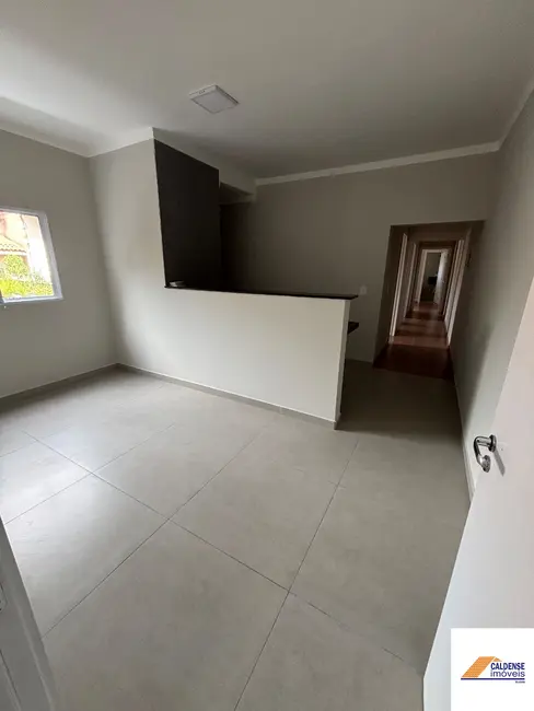 Foto 2 de Apartamento com 3 quartos à venda, 76m2 em Jardim Country Club, Pocos De Caldas - MG