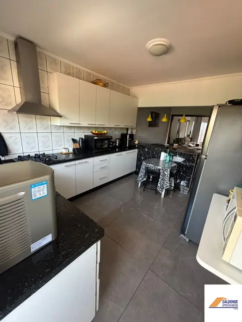 Foto 8 de Casa com 2 quartos à venda, 204m2 em Vila Caio Junqueira, Pocos De Caldas - MG