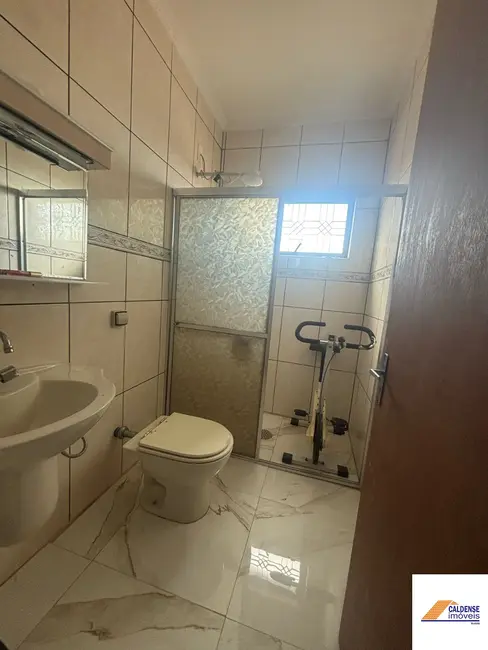 Casa com 3 quartos à venda, 220m2 em Jardim Aeroporto, Pocos De Caldas - MG - imagem 6 Foto 6 de Casa com 3 quartos à venda, 220m2 em Jardim Aeroporto, Pocos De Caldas - MG