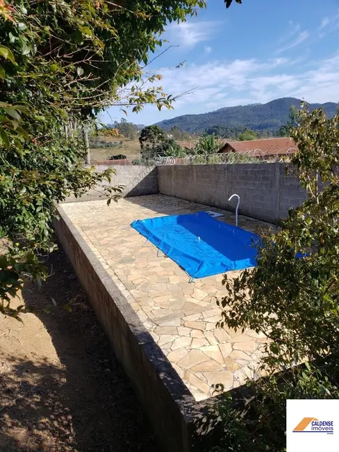Foto 2 de Chácara com 2 quartos à venda, 167m2 em Chácaras Poços de Caldas, Pocos De Caldas - MG