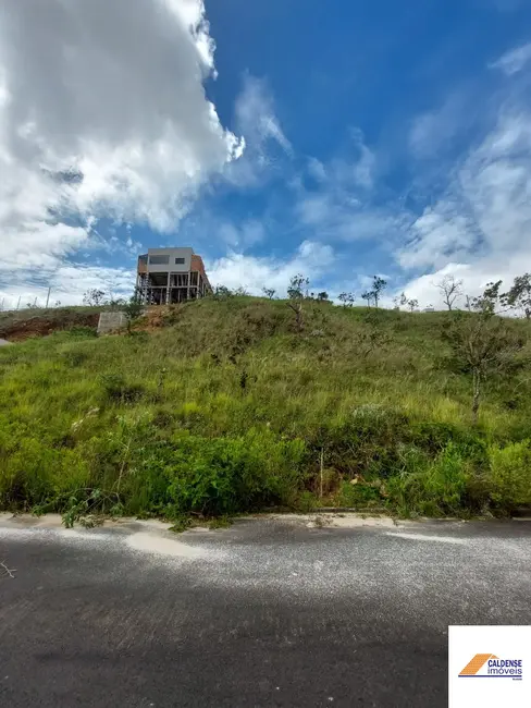 Foto 1 de Terreno / Lote à venda em Jardim Bandeirantes, Pocos De Caldas - MG