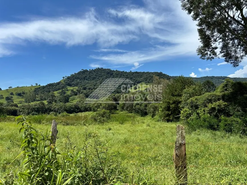 Sítio / Rancho à venda em Caldas - MG - imagem 3 Foto 3 de Sítio / Rancho à venda em Caldas - MG