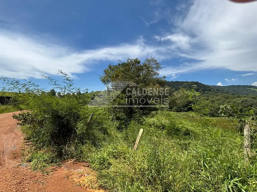 Sítio / Rancho à venda em Caldas - MG - imagem 6 Foto 6 de Sítio / Rancho à venda em Caldas - MG