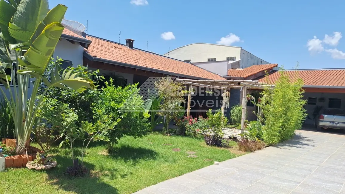Foto 1 de Casa com 2 quartos à venda, 73m2 em Jardim Lago, Mogi Mirim - SP