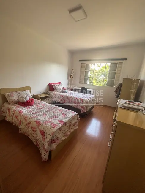 Apartamento com 3 quartos à venda, 125m2 em Jardim Vitória, Pocos De Caldas - MG - imagem 8 Foto 8 de Apartamento com 3 quartos à venda, 125m2 em Jardim Vitória, Pocos De Caldas - MG