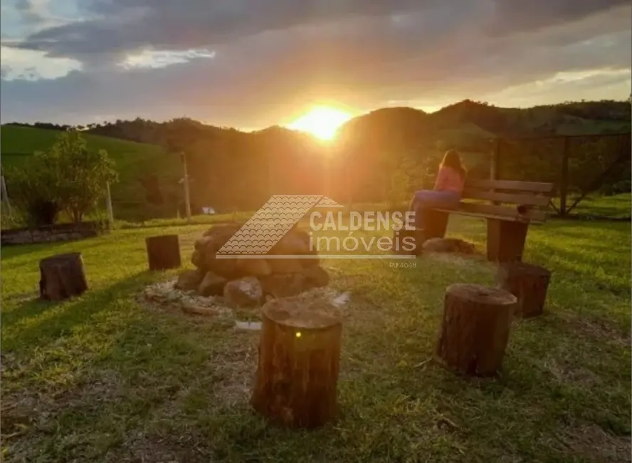 Foto 9 de Chácara com 4 quartos à venda em Ibitiura De Minas - MG