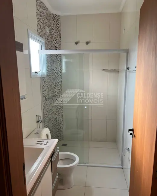 Foto 2 de Apartamento com 3 quartos para alugar, 85m2 em Jardim Brasil, Pocos De Caldas - MG