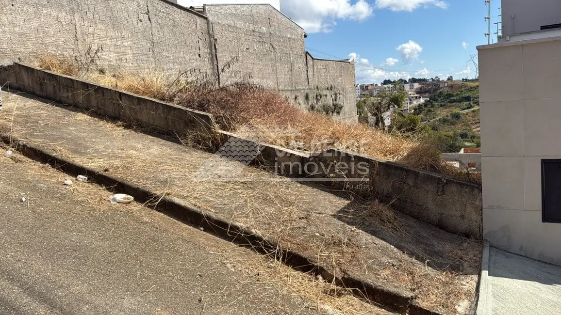 Foto 5 de Terreno / Lote à venda em Jardim Bandeirantes, Pocos De Caldas - MG