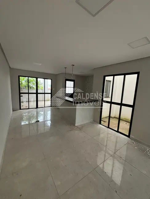 Casa com 3 quartos à venda, 135m2 em Jardim das Acácias, Pocos De Caldas - MG - imagem 2 Foto 2 de Casa com 3 quartos à venda, 135m2 em Jardim das Acácias, Pocos De Caldas - MG