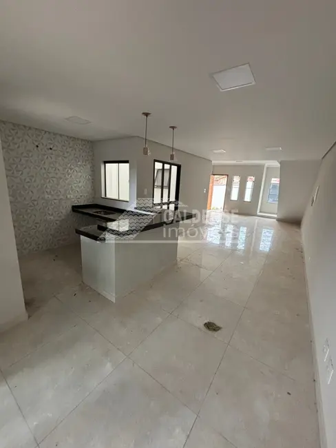 Casa com 3 quartos à venda, 135m2 em Jardim das Acácias, Pocos De Caldas - MG - imagem 5 Foto 5 de Casa com 3 quartos à venda, 135m2 em Jardim das Acácias, Pocos De Caldas - MG