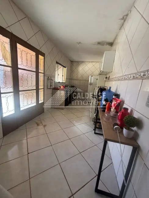 Foto 7 de Casa com 4 quartos à venda, 120m2 em Jardim Philadélphia, Pocos De Caldas - MG