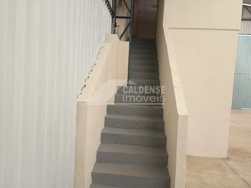 Armazém / Galpão à venda e para alugar em Distrito Industrial, Pocos De Caldas - MG - imagem 4 Foto 4 de Armazém / Galpão à venda e para alugar em Distrito Industrial, Pocos De Caldas - MG