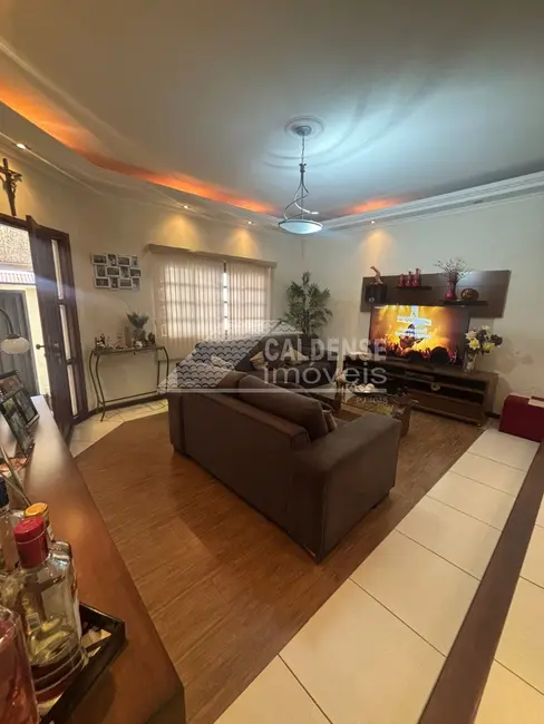 Foto 4 de Casa com 4 quartos à venda, 219m2 em Jardim das Azaléias, Pocos De Caldas - MG