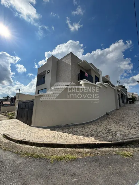 Casa com 3 quartos à venda, 228m2 em Jardim das Acácias, Pocos De Caldas - MG - imagem 1 Foto 1 de Casa com 3 quartos à venda, 228m2 em Jardim das Acácias, Pocos De Caldas - MG